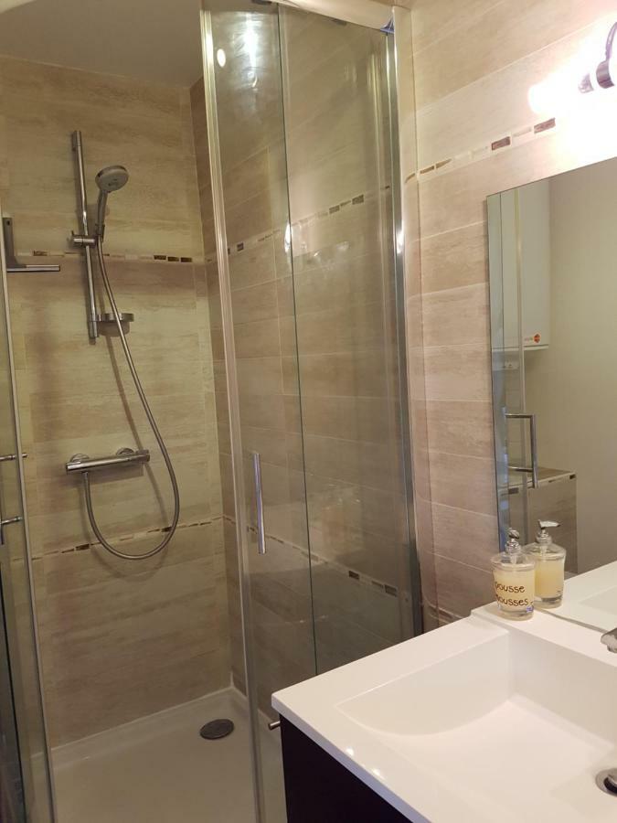 Appartement 2 pièces rez-de-jardin à 2 pas de la plage et de la thalasso Cabourg Esterno foto